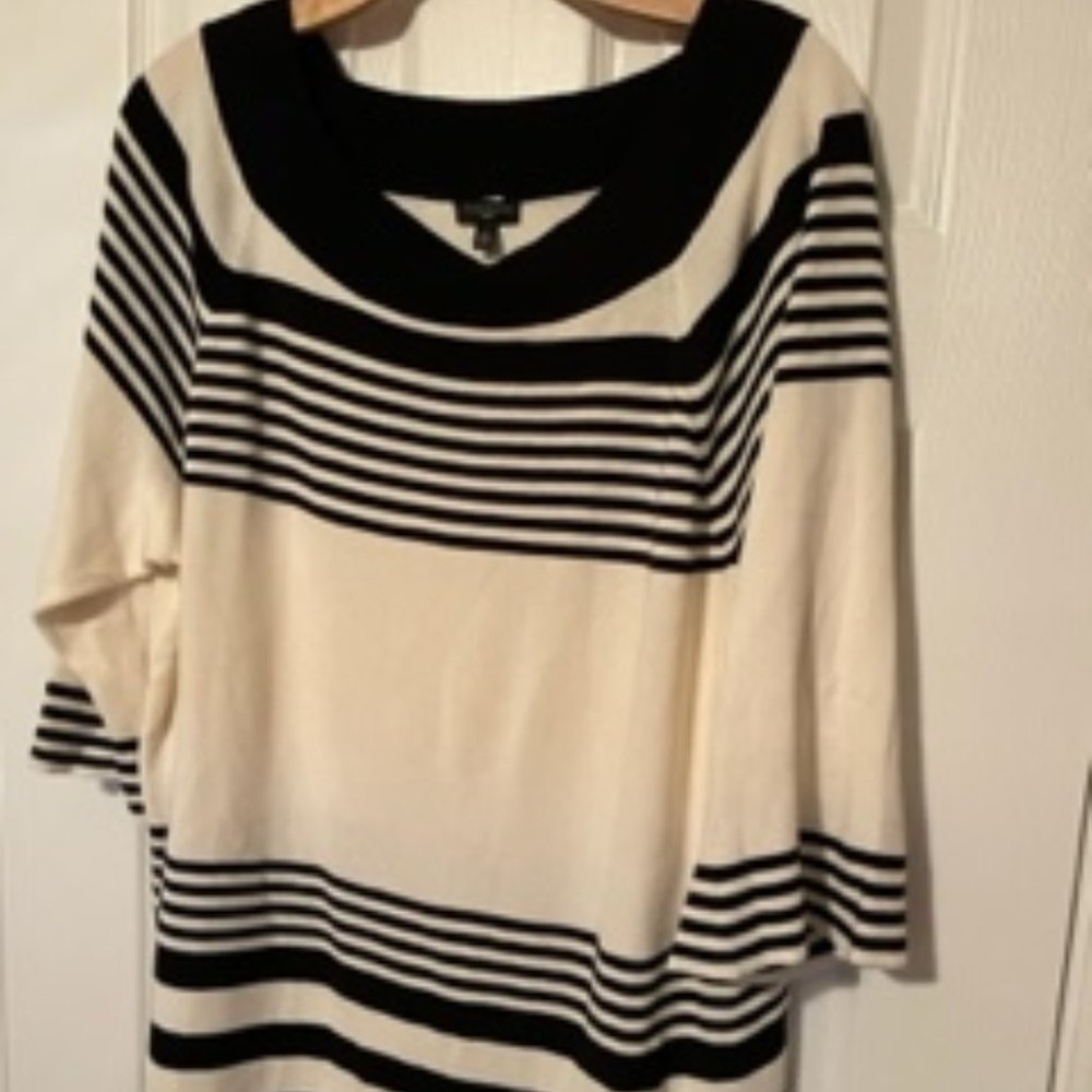 Talbots	Black and white	plus size 3x	3/4 sleeve sweater with flared sleeves